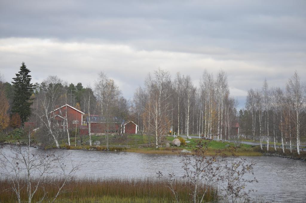 Kartanohotelli Saari Reisjärvi